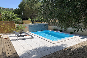 swimming pool at l'Oliveraie in Saint-Chinian