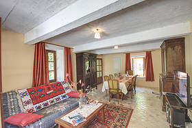ground floor sitting area